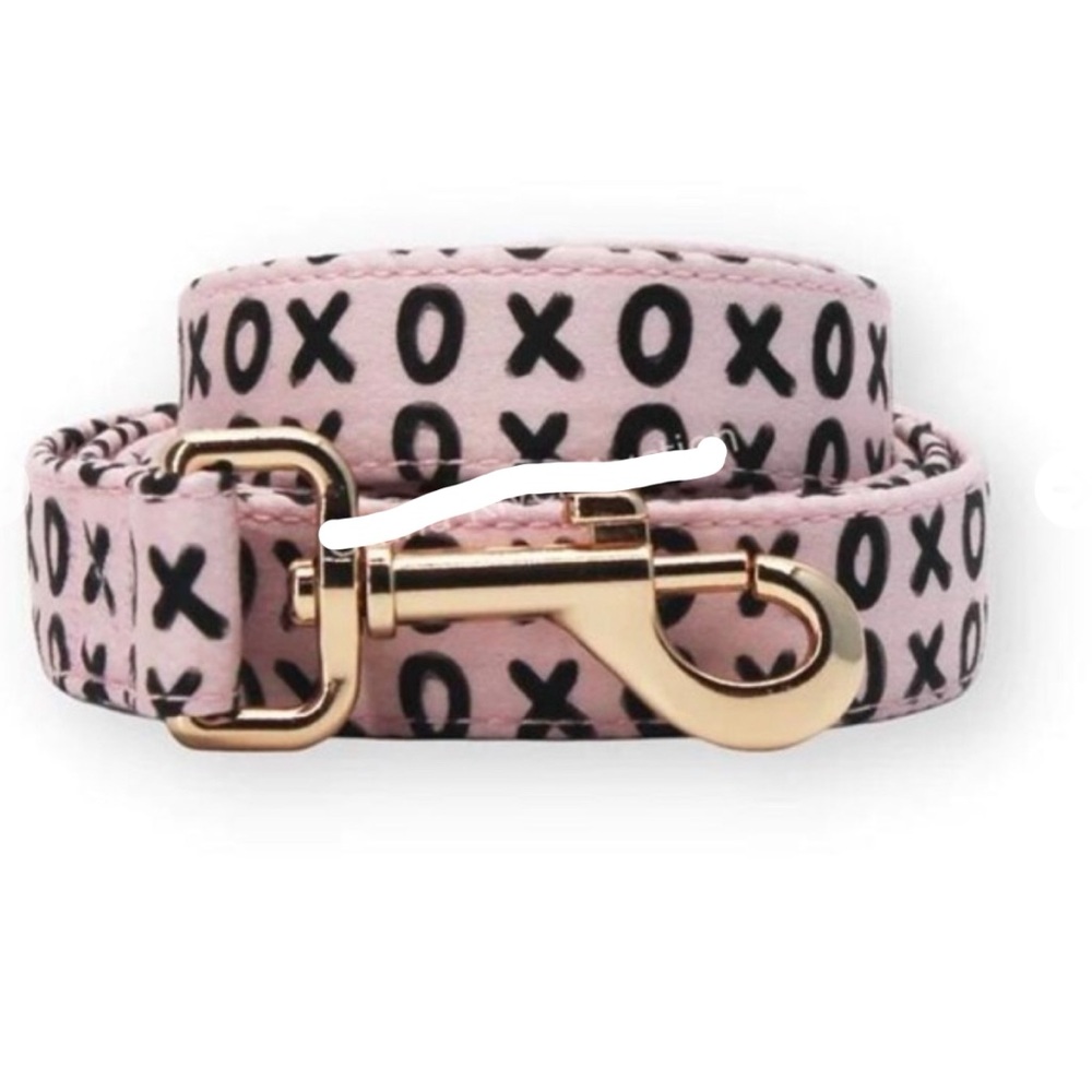 2x 👯‍♀️Host Pick⚡️NWOT Sniff & Bark Leash- XOXO